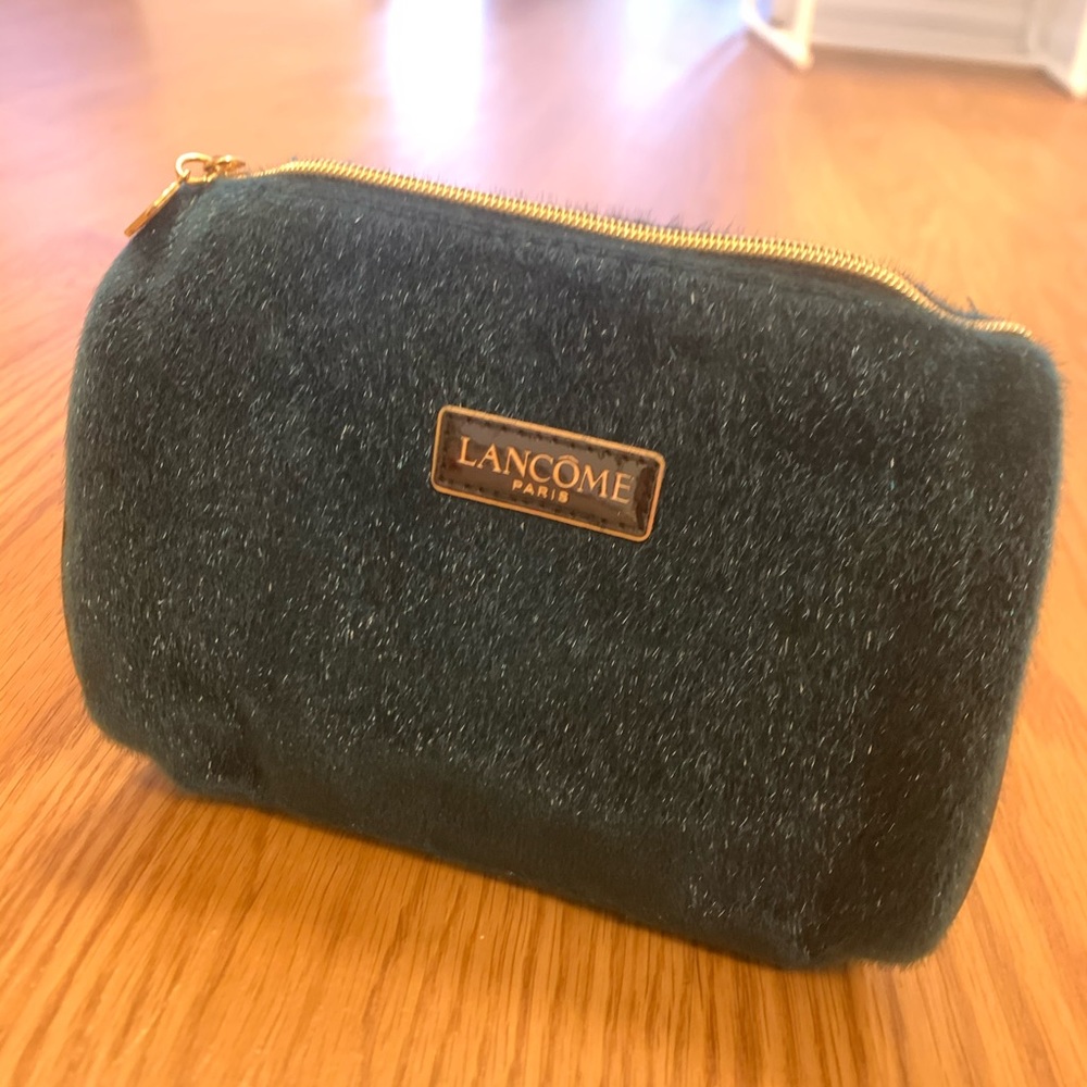 Lancôme cosmetic bag with green fur